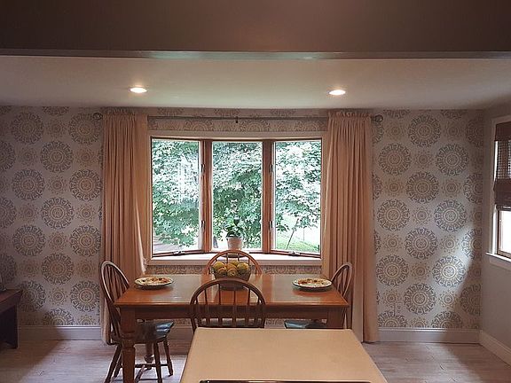 4th image of 15 Judd Pl