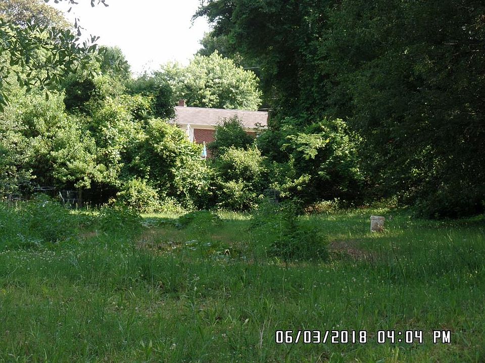 1st image of 2313 Easton Dr
