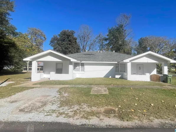 206 1st St S, Clanton, AL 35045