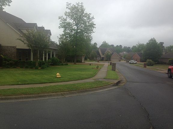 3rd image of 5014 Congressional Dr