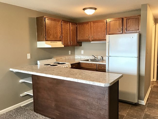 1st image of 435 N 1st St