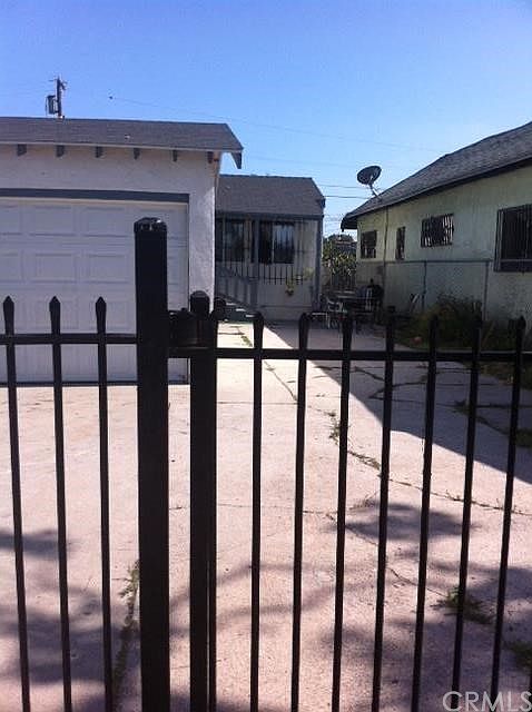 1st image of 1330 W 91st St