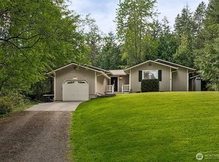 170 E Barnsby Pl, Shelton, WA 98584