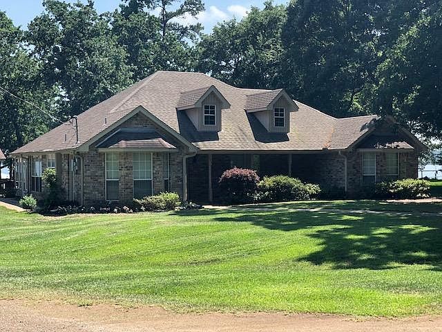 1st image of 794 Charlya Dr