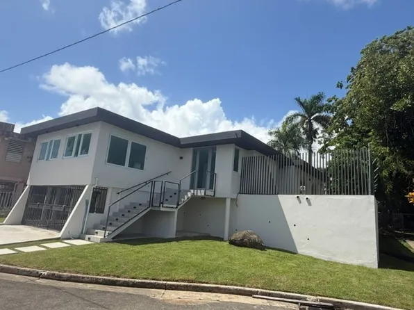 Urb Apolo 62 Calle Orfeo, Guaynabo, PR 00969