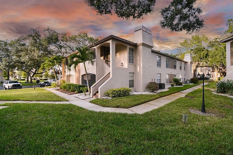 1st image of 3021 Bonaventure Cir APT 203