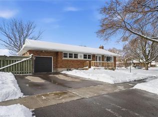 11 Kensington Ave, Kitchener, ON N2B 1J5