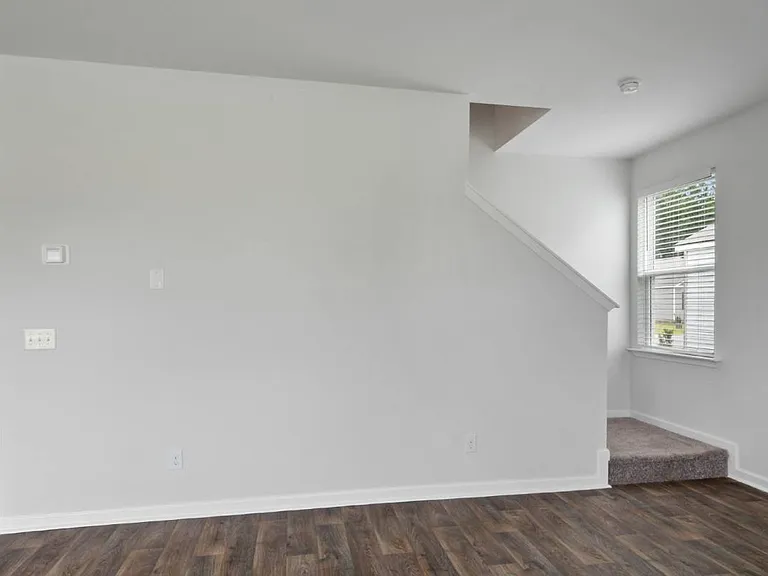 56 Cedar View Cir — Photo 6