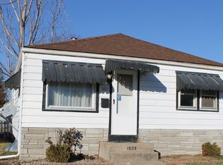 1605 Maple St, Quincy, IL 62301