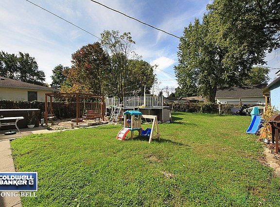2nd image of 770 N 1st St