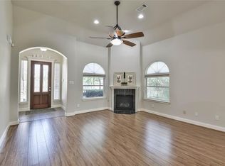 10310 Solitaire Cir, Houston, TX 77070