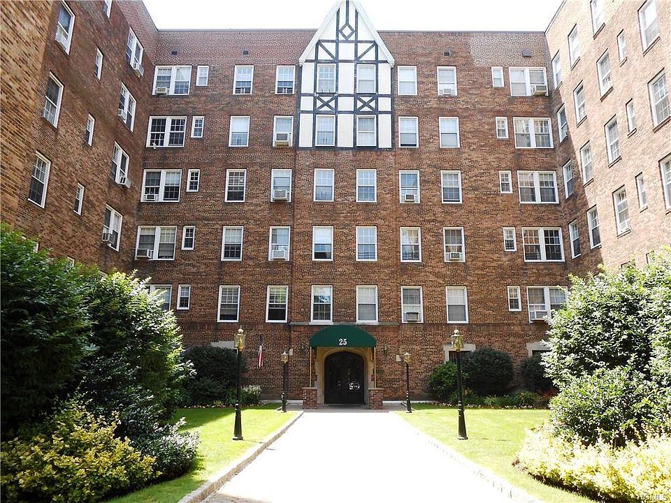 1st image of 25 Parkview Ave APT 1C