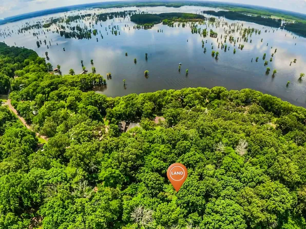 Spring Rd, Jefferson, TX 75657