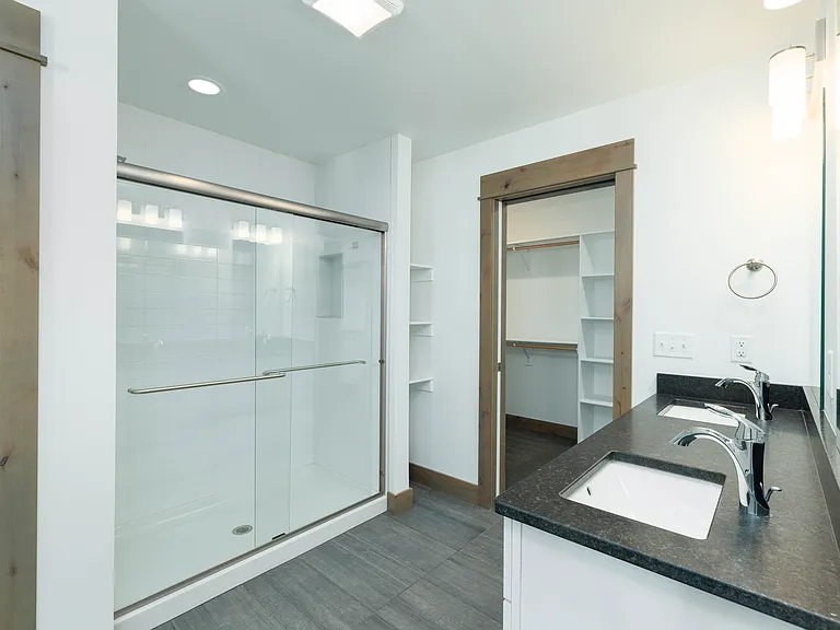 Whiskey District Townhomes — Photo 14