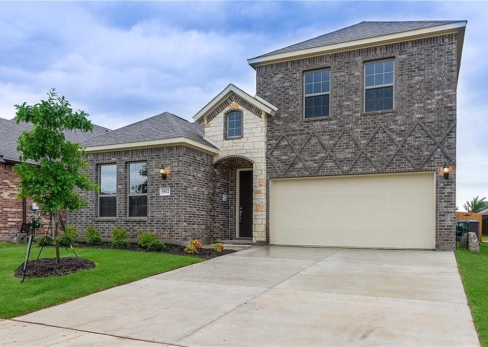 1st image of 9512 Meadowpark Dr