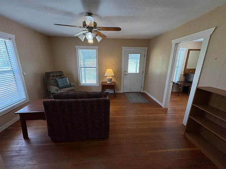 1176 East Rd #COTTAGE — Photo 6