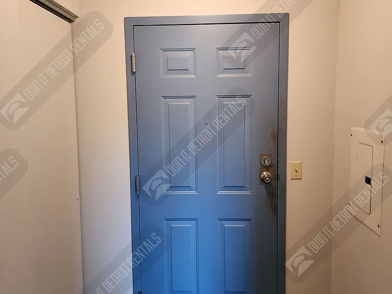 1800 Brainard St #104 — Photo 7
