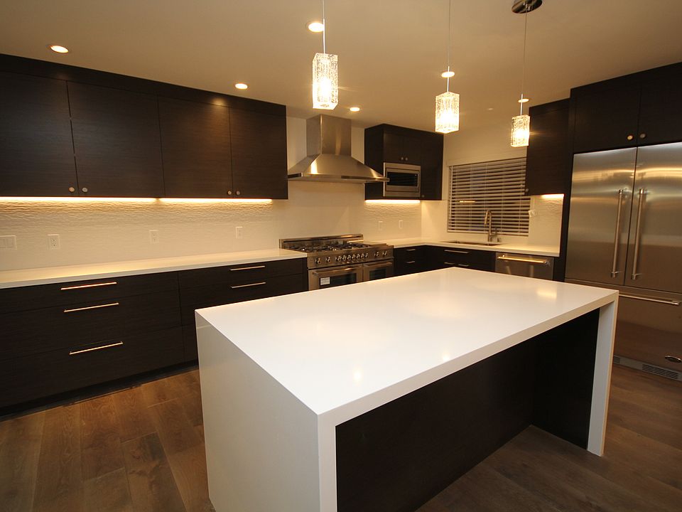 1st image of 832 28th Ave #832A