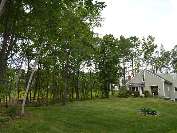 Huge Manicured Front Yard