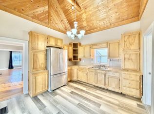 955 10th St, Beloit, WI 53511