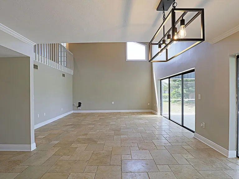 16717 Bobcat Dr — Photo 5