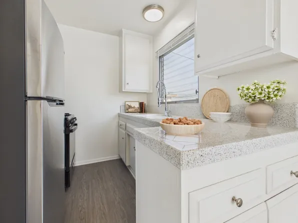 Plaza Peacock, 9682 Alwood Ave APT 2A, Garden Grove, CA 92841