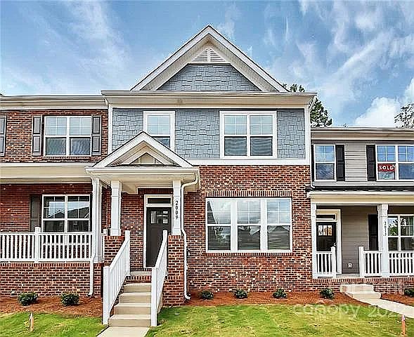1st image of 2009 Laurel Village Cir