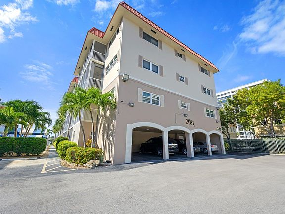 2nd image of 2081 S Ocean Drive #208