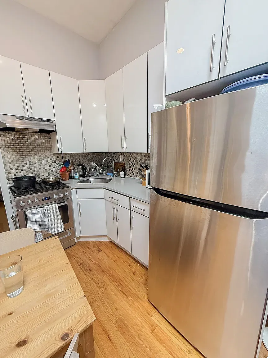 118A Schaefer Street — Photo 2