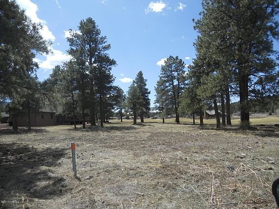 3rd image of 2967 W Highland Meadows Dr