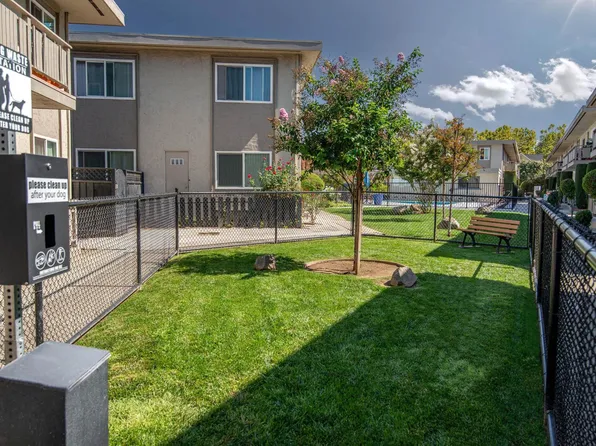 Monterey Manor Apartments