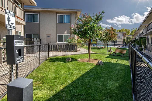 Monterey Manor Apartments Photo 1