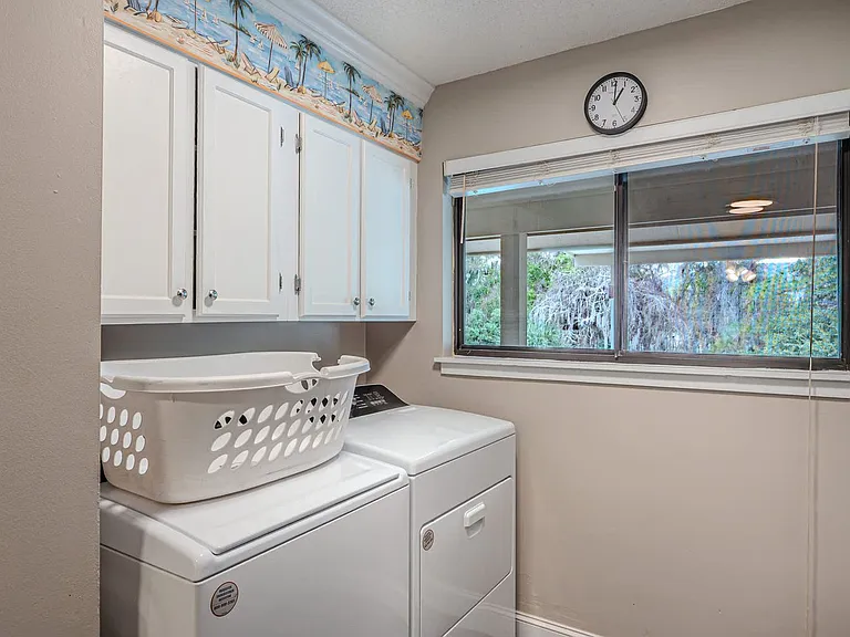 Laundry Room Cabinet