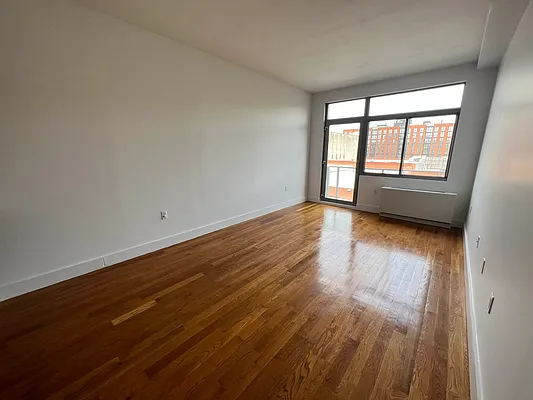 Rented by Tapiro Realty | media 5