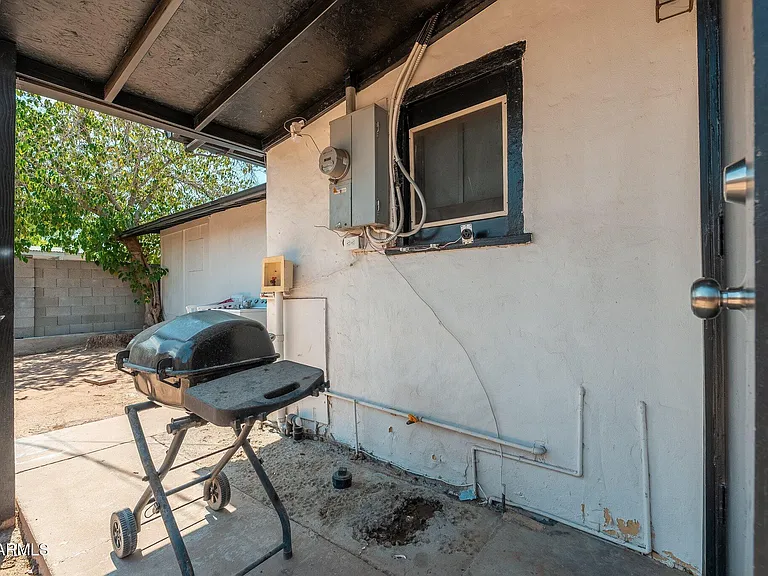 744 W Coolidge St #C — Photo 22