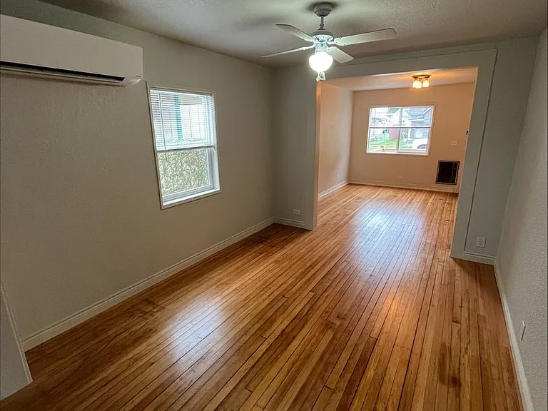 815 E St — Photo 5