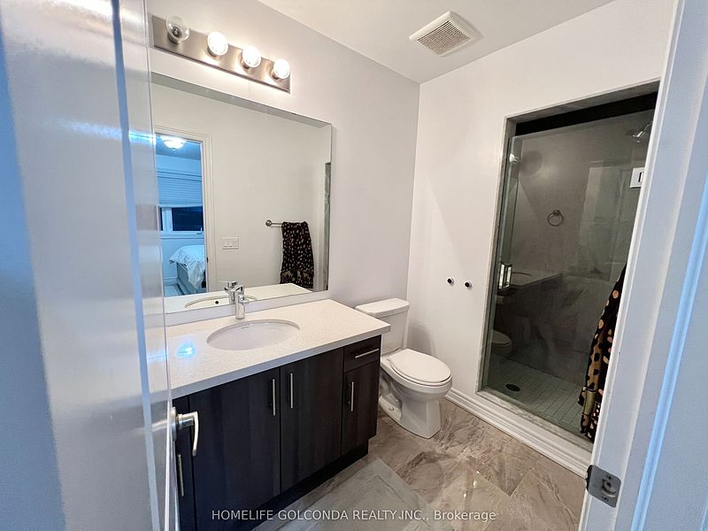 Oakville Townhouse for rent - 4 Bedrooms — photo 13