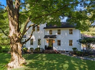 265 Old Mill Rd, Valley Cottage, NY 10989