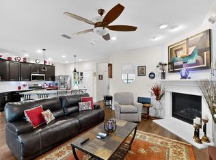 616 Fossil Creek Dr, Roanoke, TX 75068