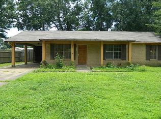 822 Preston Rd, West Memphis, AR 72301