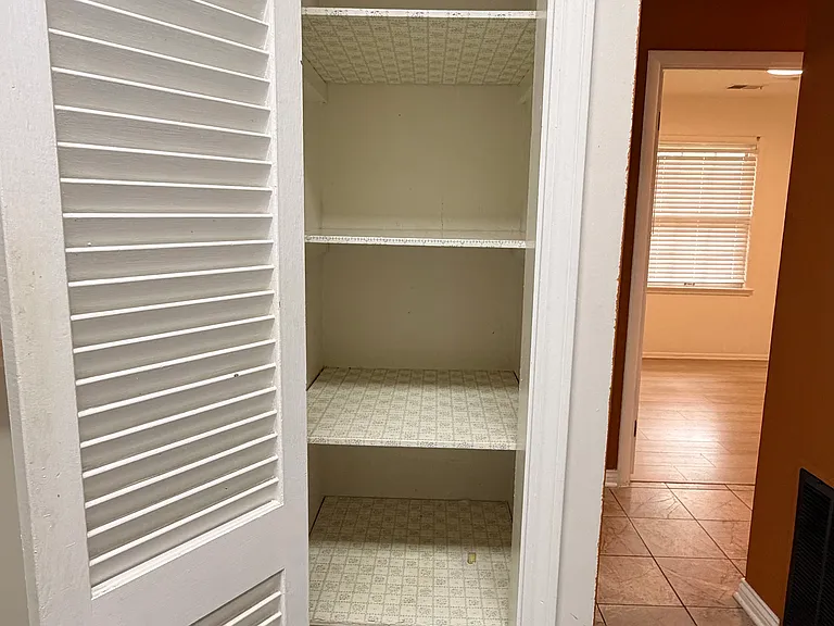 3522 Lisbon Ln — Photo 8