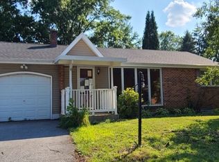 2472 Cambridge Rd, York, PA 17402