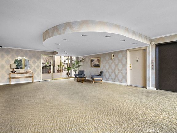 5th image of 4445 Cartwright Ave APT 106