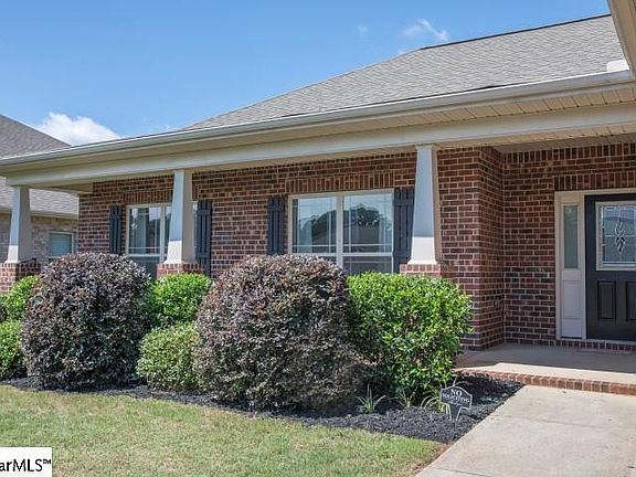 2nd image of 445 Jewelwood Dr
