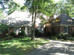 611 W Savanna Ct, Dunlap, IL 61525