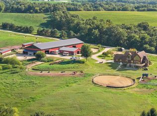 N8594 Hay Hollow Rd, Blanchardville, WI 53516