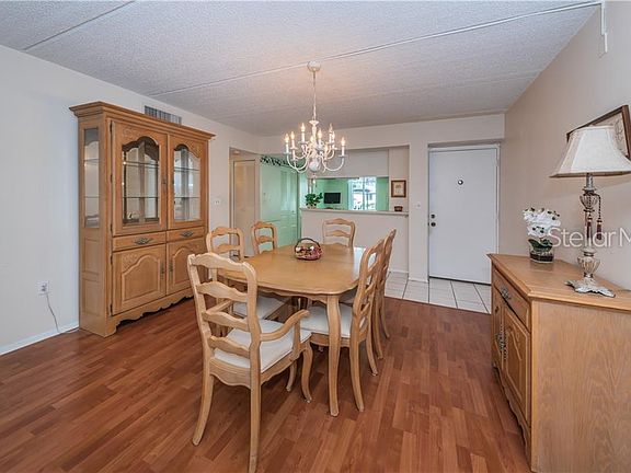 4th image of 129 Cypress Ct