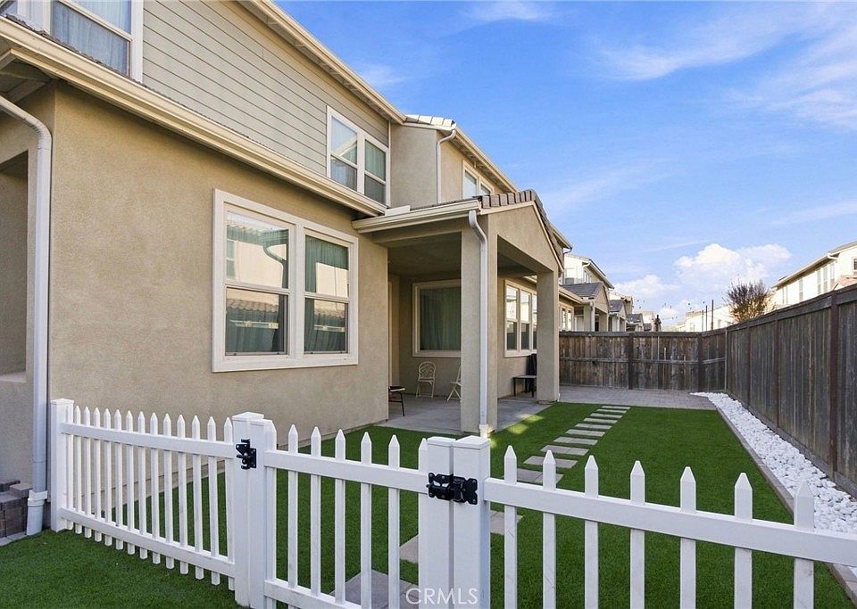 1st image of 1134 Calle Oroblanco Unit 2