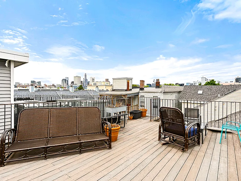 180 Gold St #3 — Photo 24