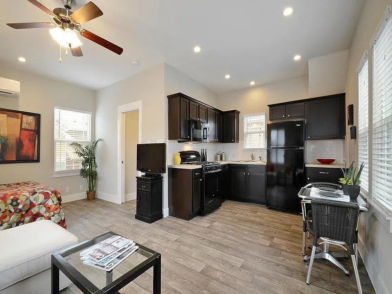 912 Sugaree Ave #B — Photo 24
